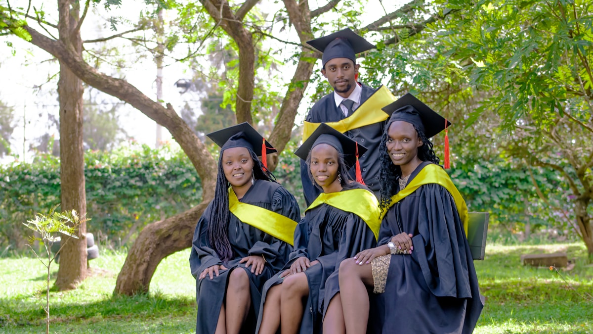 Bourses scolaires : 45 filles scolarisées grâce à BREE ÉLÈVE